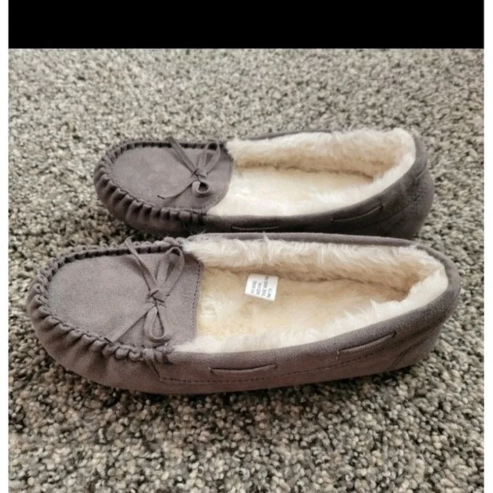 Moccasin Slippers Youth‎ Girl Size 1
